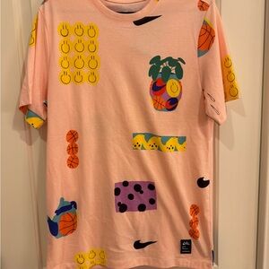 New with Tags Nike Air Artist In Residence Men's T-Shirt Size Medium. Brand New